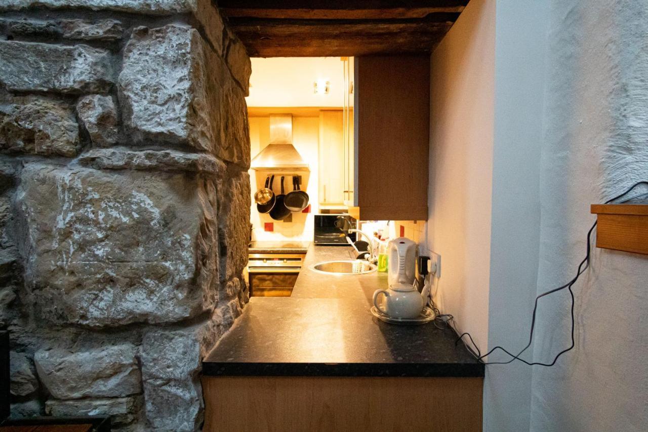 2 Bedroom Characterful Semi-Detached House, Enviably Located With Balcony And Terrace Сент-Андрус Экстерьер фото