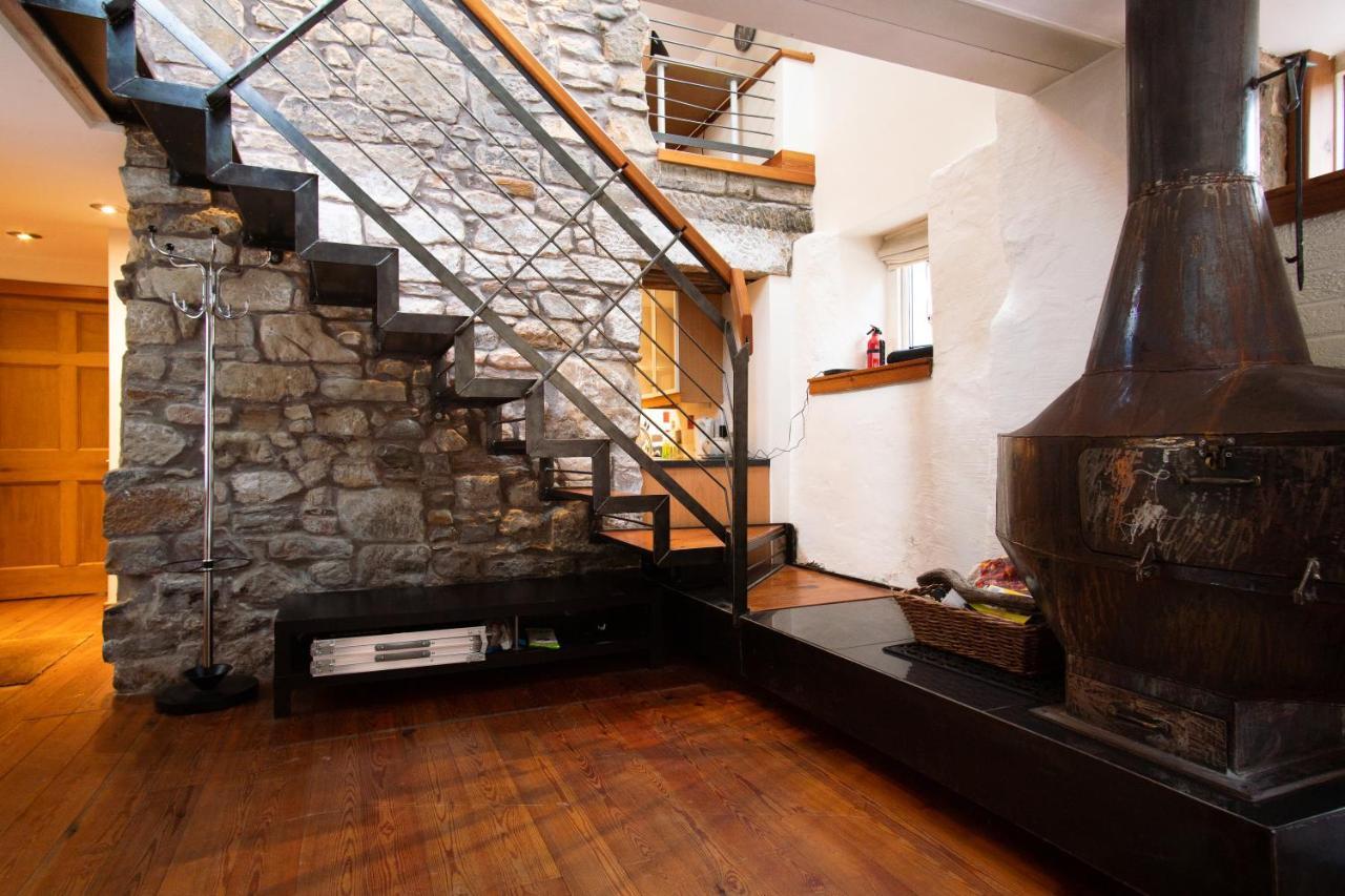 2 Bedroom Characterful Semi-Detached House, Enviably Located With Balcony And Terrace Сент-Андрус Экстерьер фото