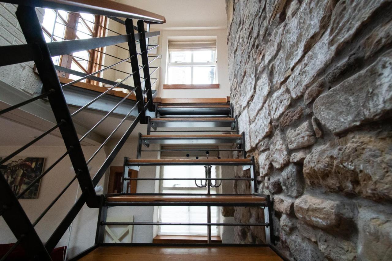 2 Bedroom Characterful Semi-Detached House, Enviably Located With Balcony And Terrace Сент-Андрус Экстерьер фото